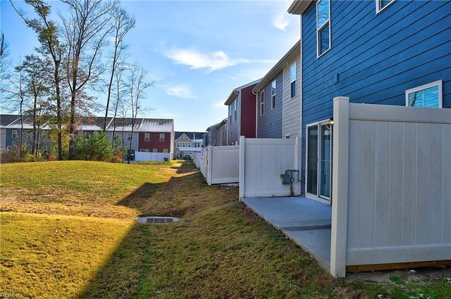 1605 Redwing Arc, Chesapeake, VA 23323