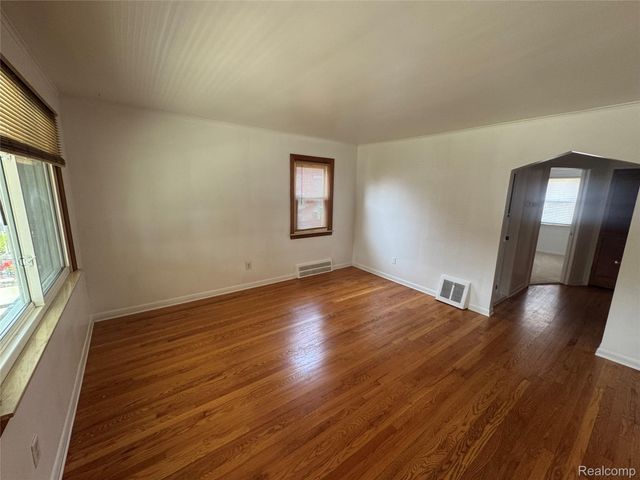 13438 Birrell Street, Southgate, MI 48195