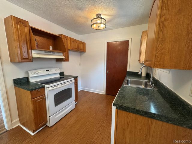 13438 Birrell Street, Southgate, MI 48195