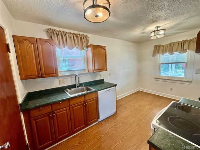 13438 Birrell Street, Southgate, MI 48195