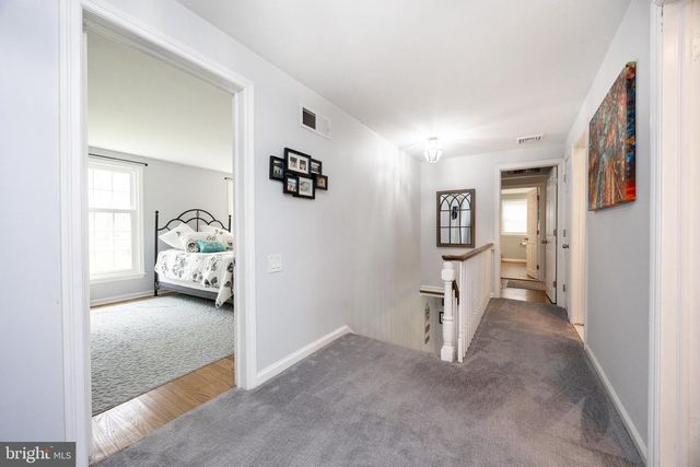 63 LINE RD, Malvern, PA 19355