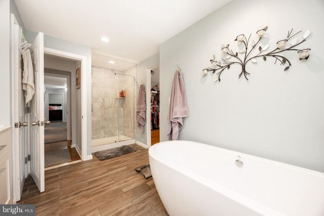 63 LINE RD, Malvern, PA 19355