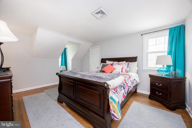 63 LINE RD, Malvern, PA 19355