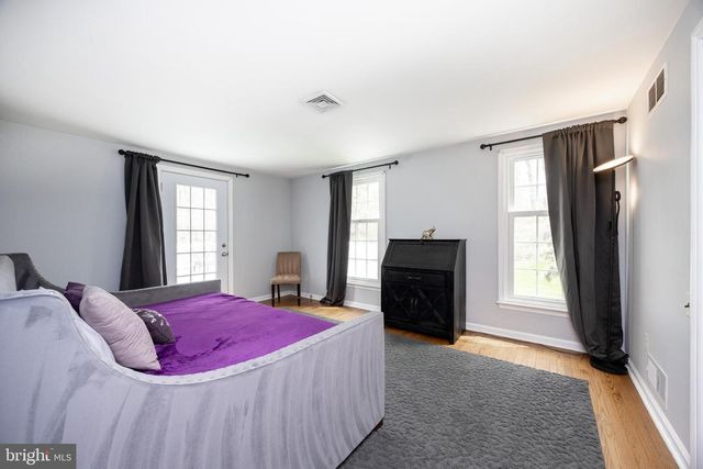 63 LINE RD, Malvern, PA 19355