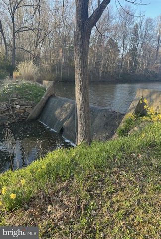 63 LINE RD, Malvern, PA 19355