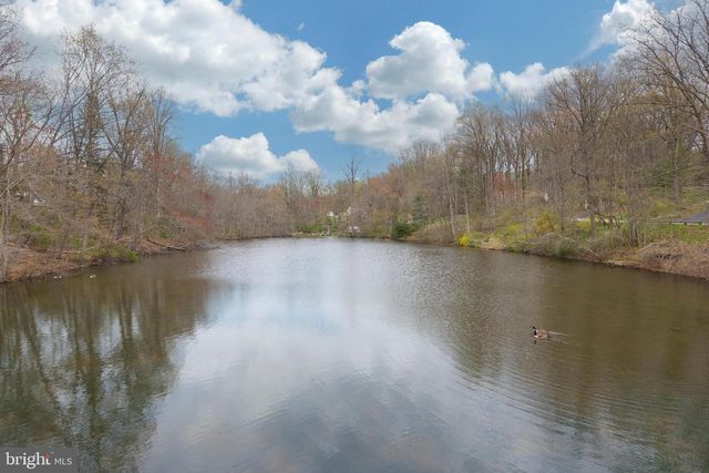 63 LINE RD, Malvern, PA 19355