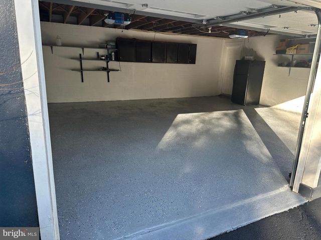 63 LINE RD, Malvern, PA 19355