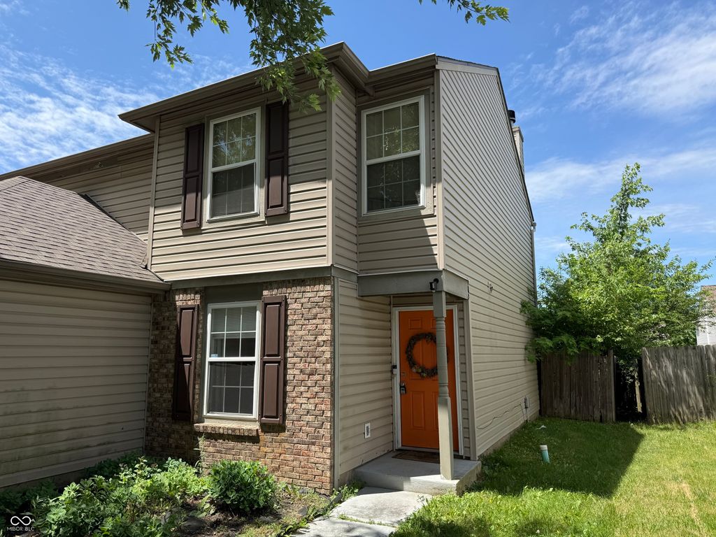 2328 Rostock Court, Indianapolis, IN 46229