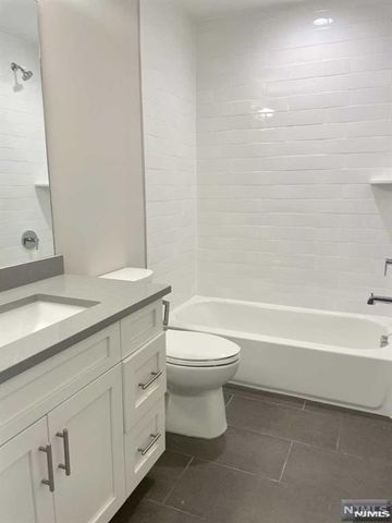 100 Schraalenburgh Road 96, Harrington Park, NJ 07640