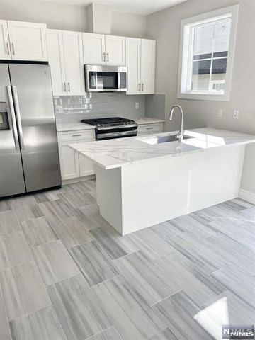 100 Schraalenburgh Road 96, Harrington Park, NJ 07640