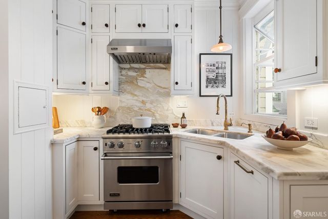 1166 Green Street, San Francisco, CA 94109