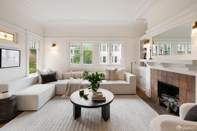 1166 Green Street, San Francisco, CA 94109