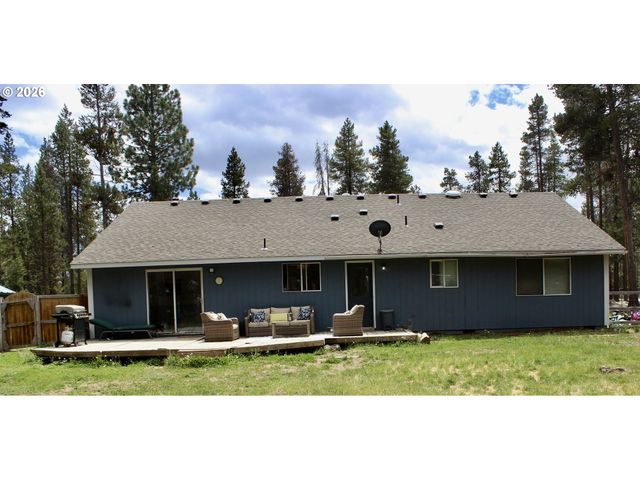 16976 WHITTIER Dr, Bend, OR 97707