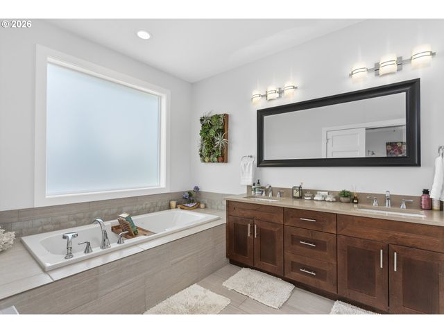 3470 U St, Washougal, WA 98671