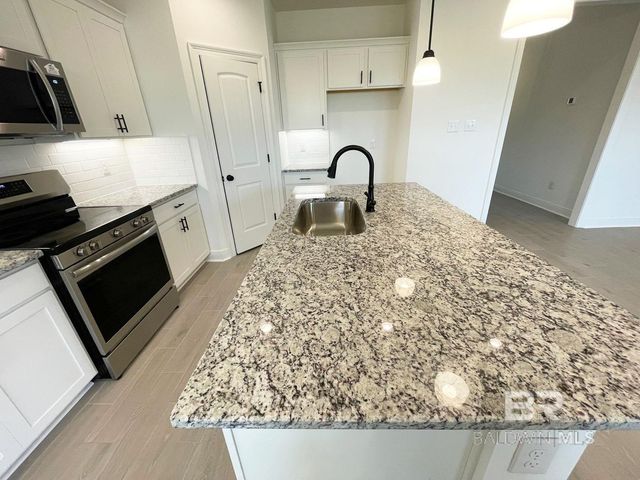 21721 Pine Knot Way, Foley, AL 36535