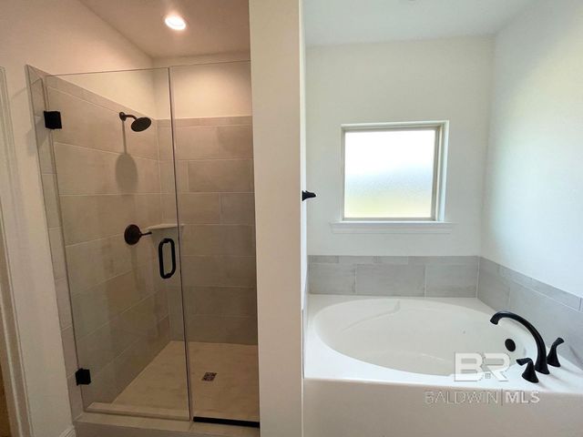 21721 Pine Knot Way, Foley, AL 36535