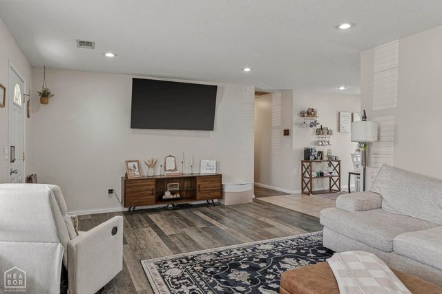 1907 Cloverdale St,, Paragould, AR 72450