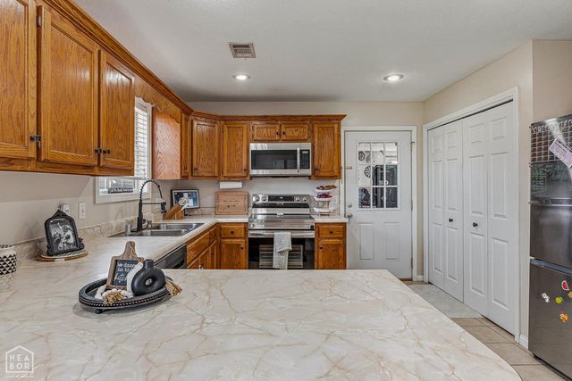 1907 Cloverdale St,, Paragould, AR 72450