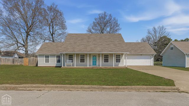 1907 Cloverdale St,, Paragould, AR 72450