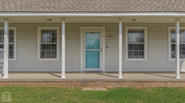 1907 Cloverdale St,, Paragould, AR 72450