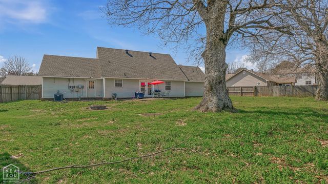 1907 Cloverdale St,, Paragould, AR 72450