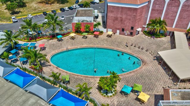 1007 Ellesmere A, Deerfield Beach, FL 33442