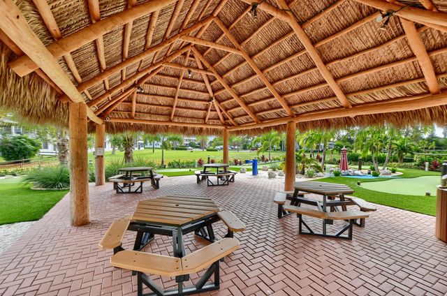 1007 Ellesmere A, Deerfield Beach, FL 33442
