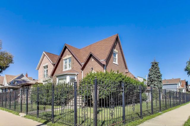 5636 W Augusta Boulevard, Chicago, IL 60651