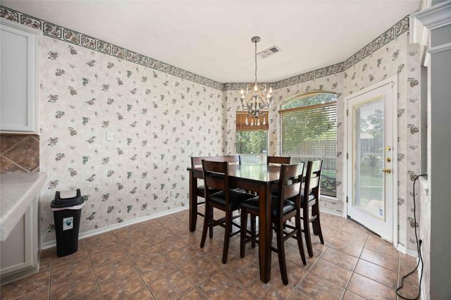 10007 Briarpark Trail Ln, Houston, TX 77064