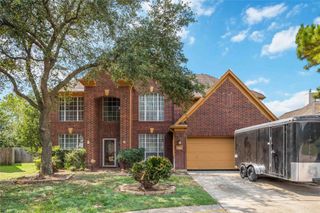 10007 Briarpark Trail Ln, Houston, TX 77064