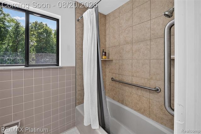 2456 Chilson Road, Howell, MI 48843
