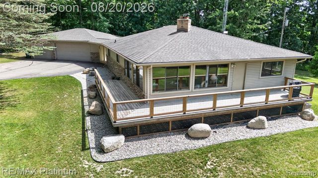 2456 Chilson Road, Howell, MI 48843