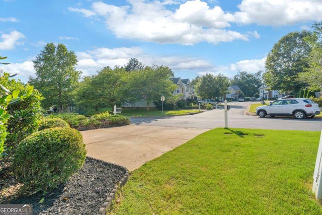 207 Pearl Chambers Drive, Dawsonville, GA 30534