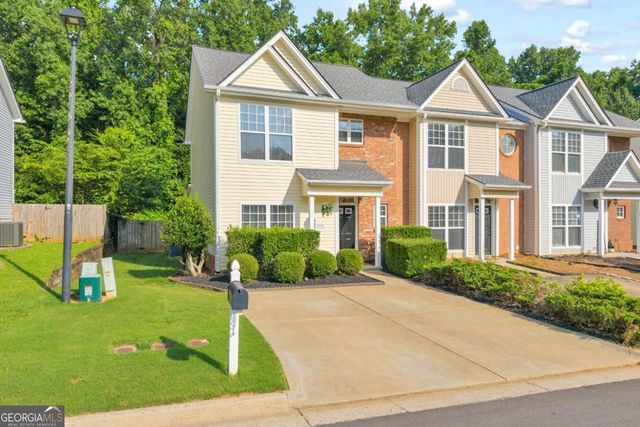 207 Pearl Chambers Drive, Dawsonville, GA 30534