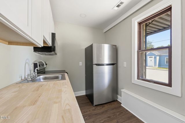 125 The Boulevard, Eden, NC 27288