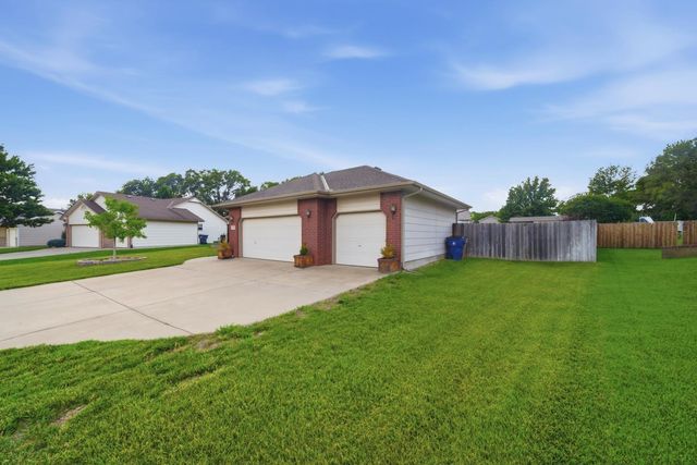 941 S Sandalwood, Wichita, KS 67230