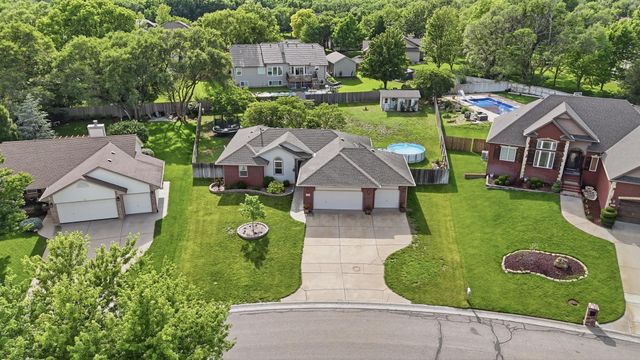 941 S Sandalwood, Wichita, KS 67230