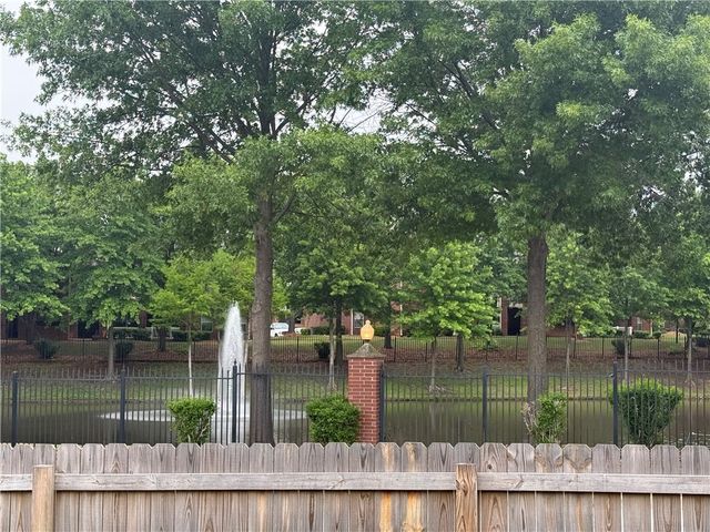 4156 Green Side Lane, Springdale, AR 72762