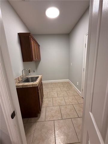 4156 Green Side Lane, Springdale, AR 72762