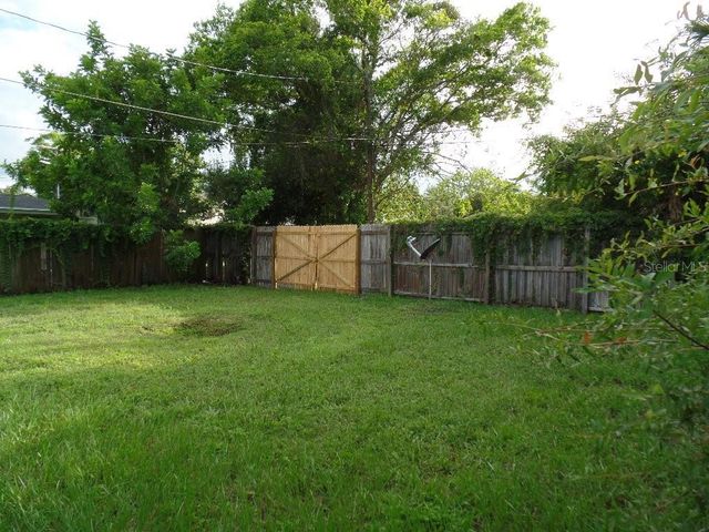 2425 DR MARTIN LUTHER KING JR STREET S, St Petersburg, FL 33705