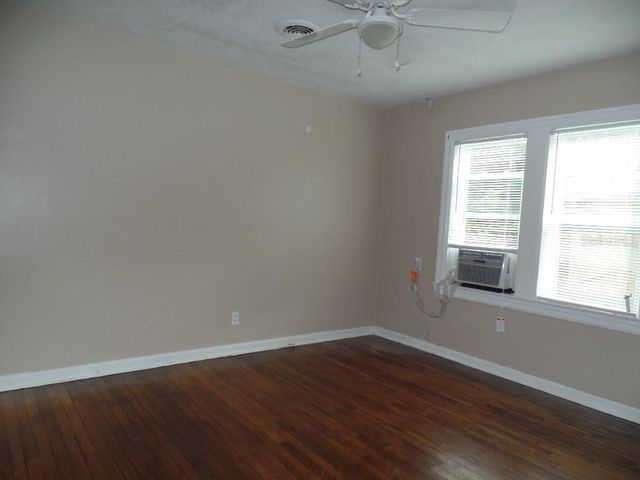 2425 DR MARTIN LUTHER KING JR STREET S, St Petersburg, FL 33705