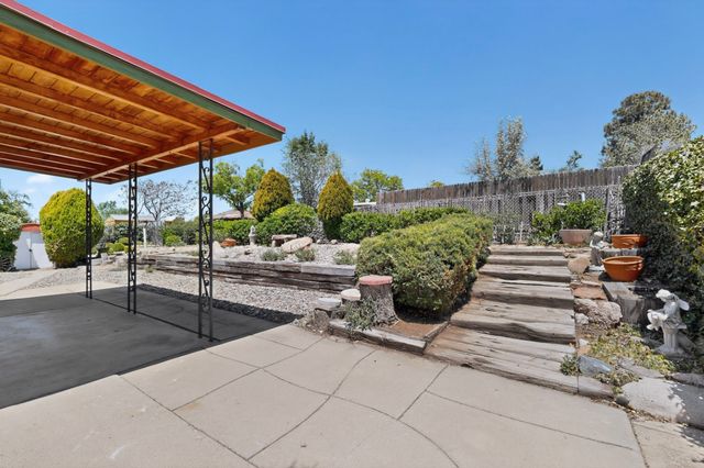 857 Camino Consuelo, Santa Fe, NM 87507