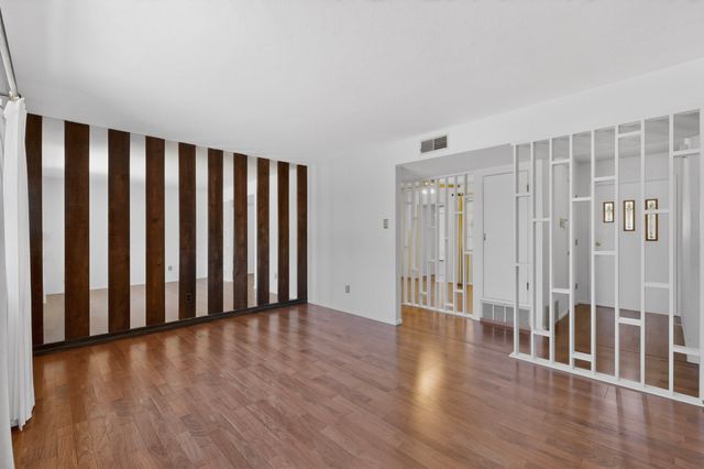 857 Camino Consuelo, Santa Fe, NM 87507