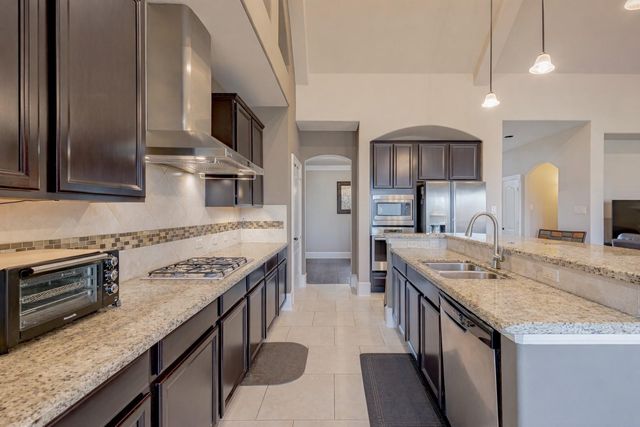 13403 Sunset Bay Lane, Pearland, TX 77584