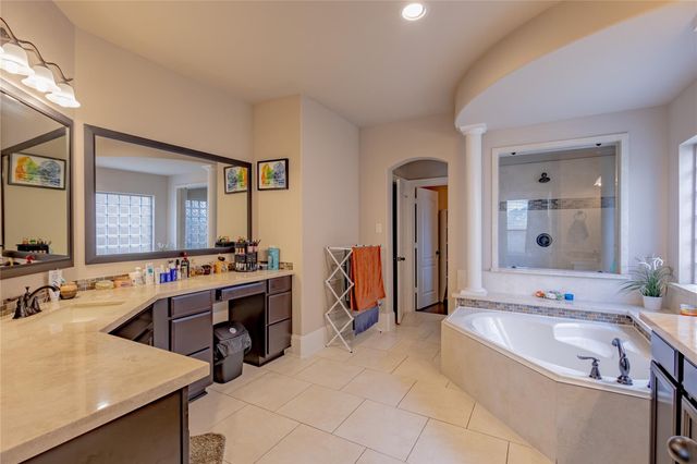 13403 Sunset Bay Lane, Pearland, TX 77584