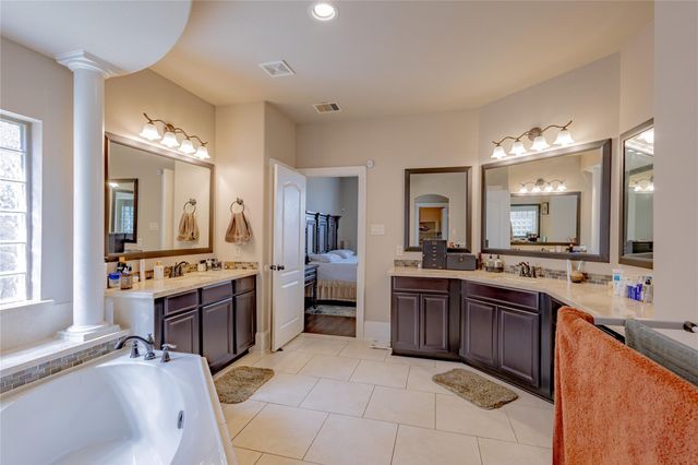 13403 Sunset Bay Lane, Pearland, TX 77584