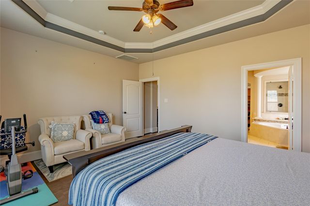 13403 Sunset Bay Lane, Pearland, TX 77584