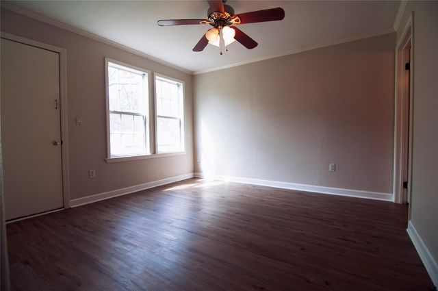 14203 E Ravine Run, Willis, TX 77318