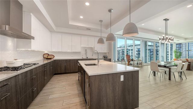 540 N TAMIAMI TRAIL 1004, Sarasota, FL 34236