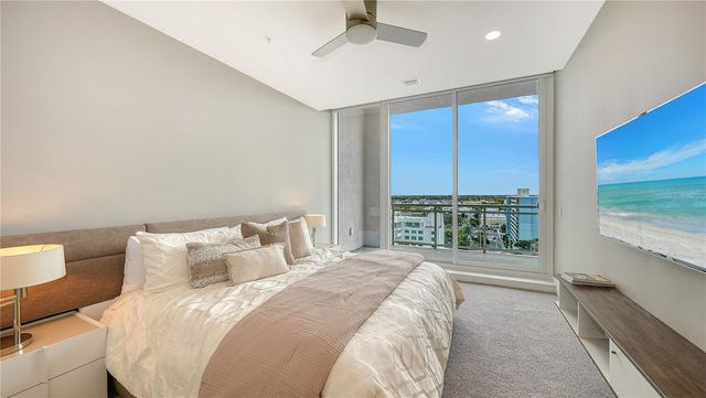 540 N TAMIAMI TRAIL 1004, Sarasota, FL 34236